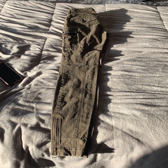 Burberry linen fitted Cargo pants - Picture 2 of 9